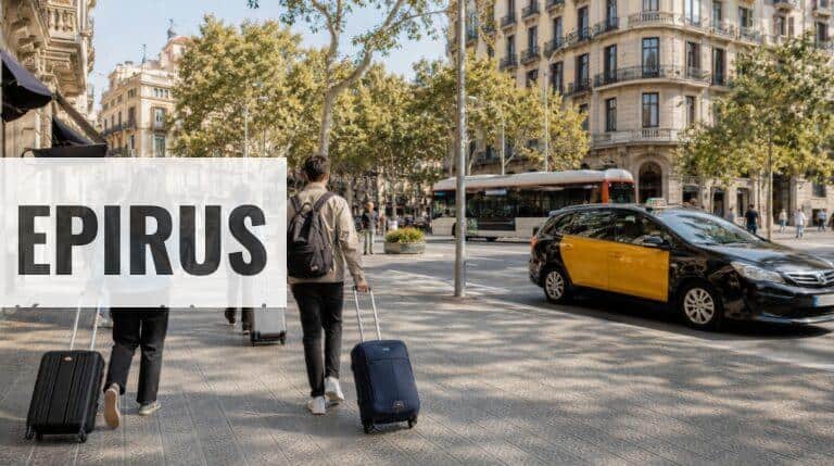 Viajeros organizando sus desplazamientos por Barcelona